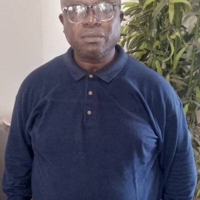 Dr. OLUFEMI FAKUNLE photograph