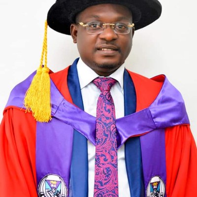 Dr. AKINDEJI FAJANA photograph