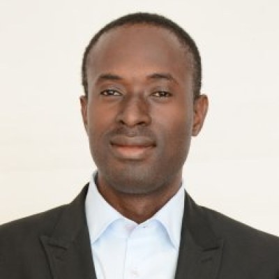 Dr. Taiwo BOLAJI photograph