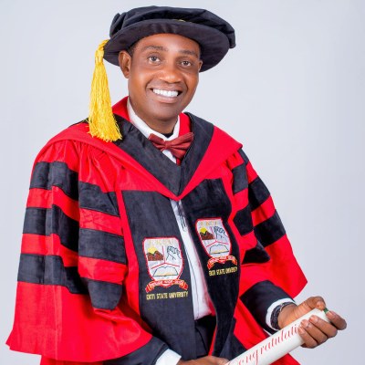 Dr. Oluwatosin Akinsuroju photograph